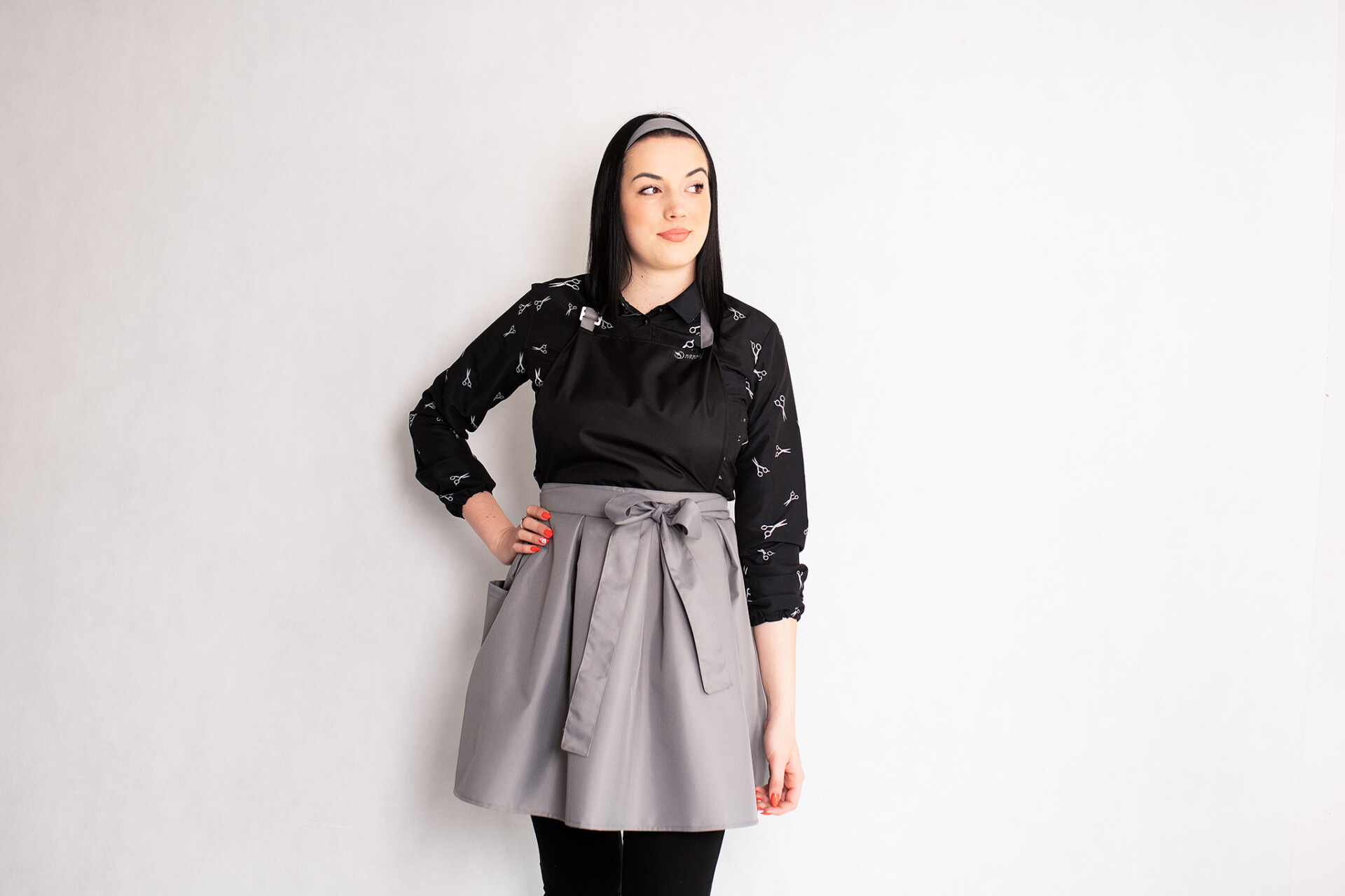 Princess Apron Basic Grey - Image 3