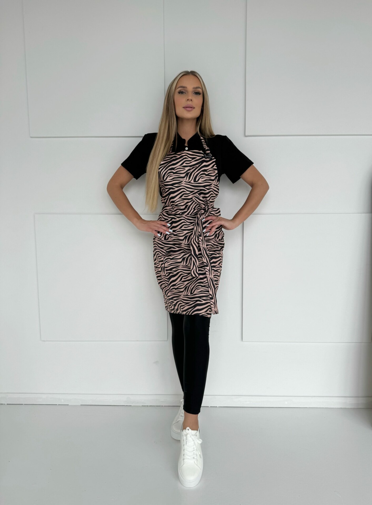 Fartuszek Klasyczny Zebra Beżowy - obrazek 4