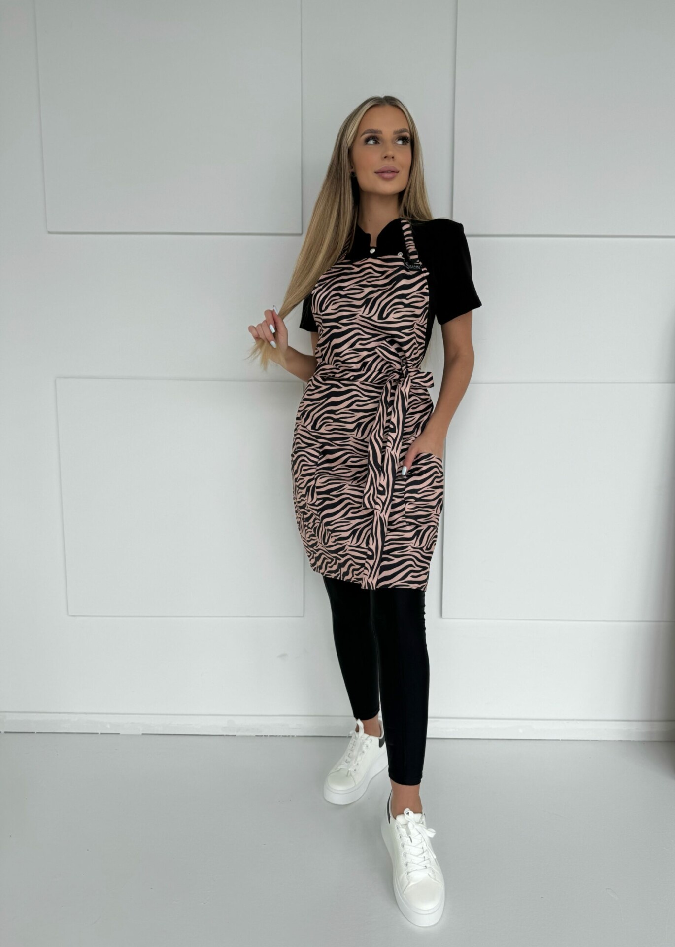 Fartuszek Klasyczny Zebra Beżowy - obrazek 6